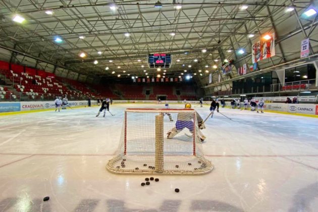 Asiago Hockey Continental Cup Cracovia allenamento