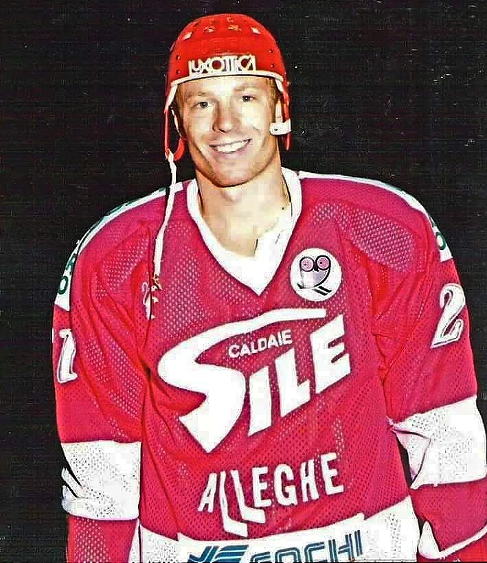Robert Ginnetti hockey ghiaccio