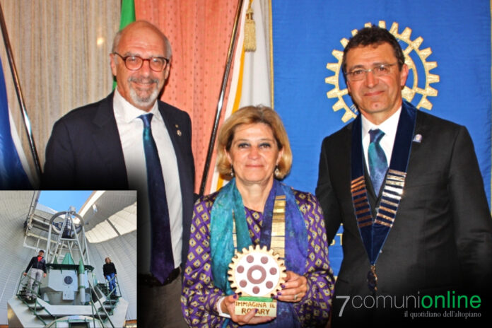 Rotary Club Asiago Altopiano dei 7 Comuni - Mariano Farina Tiziana Agostini Carlo Arduini omaggio in legno