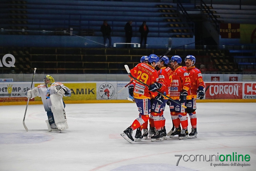 Ice Hockey Continental Cup 2022 - Tipsport Aréna Nitra Slovacchia - Girone F - HK Kremenchuk Asiago gol
