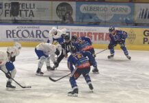 HC Asiago travolgente nel derby: Cortina schiantato 6-2 sul ghiaccio dell’Odegar HC Asiago vs Hafro Cortina