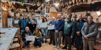 Gli Alpini di Canove donano 2.100 euro a tre realtà del territorio: un gesto concreto di solidarietà